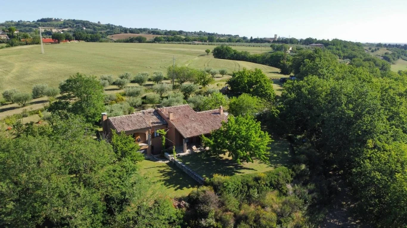1 - venda casa colli al metauro marcas itália