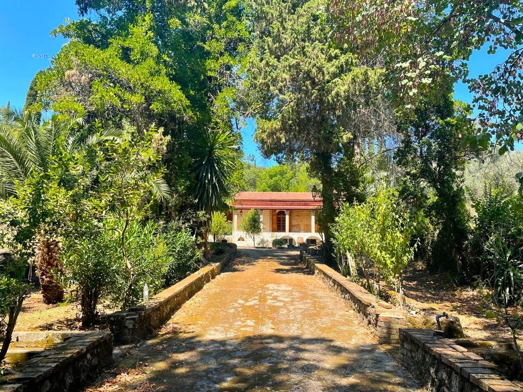 1 - venda casa a praia ao pé achílleion ilhas jónicas grécia