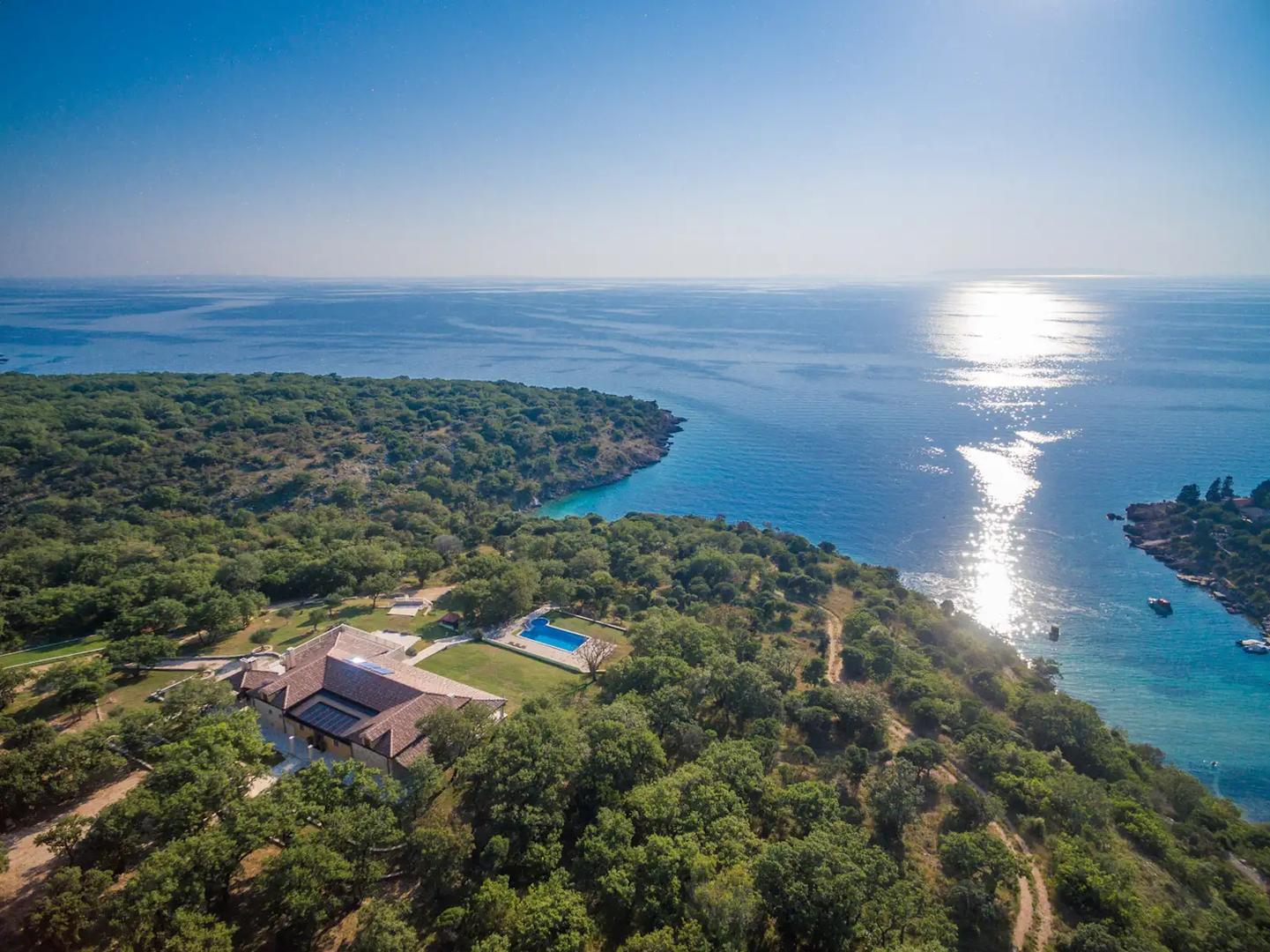 1 - waterfront house for vacation rentals in novalja lika-senj croatia