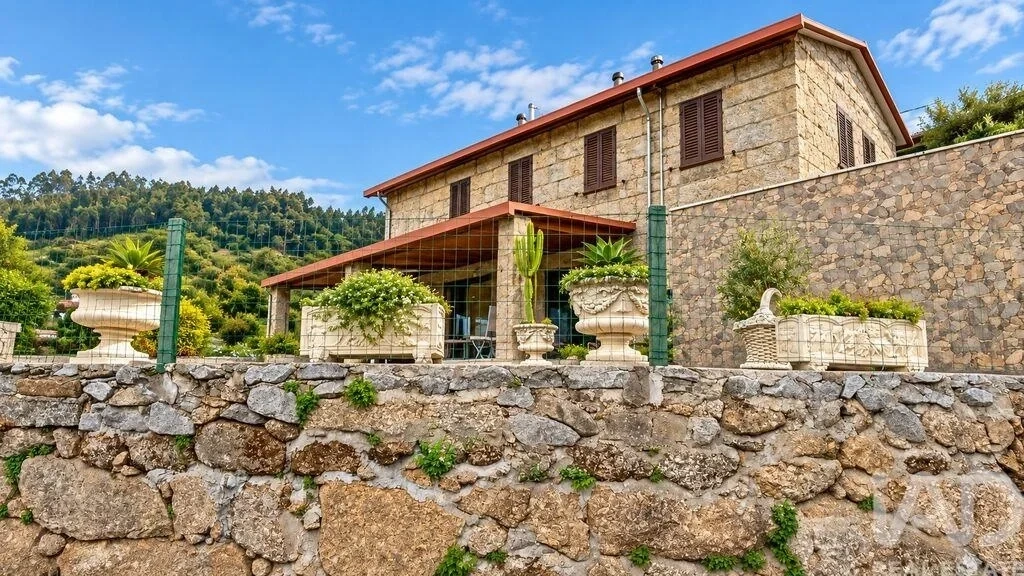 1 - villa for sale in castelo de paiva north region portugal
