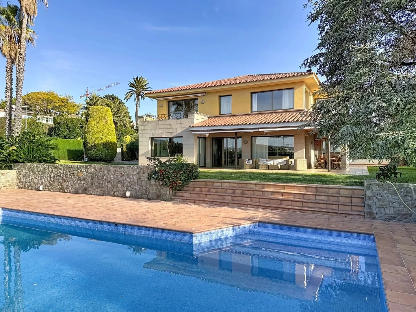 Maison vue mer avec piscine