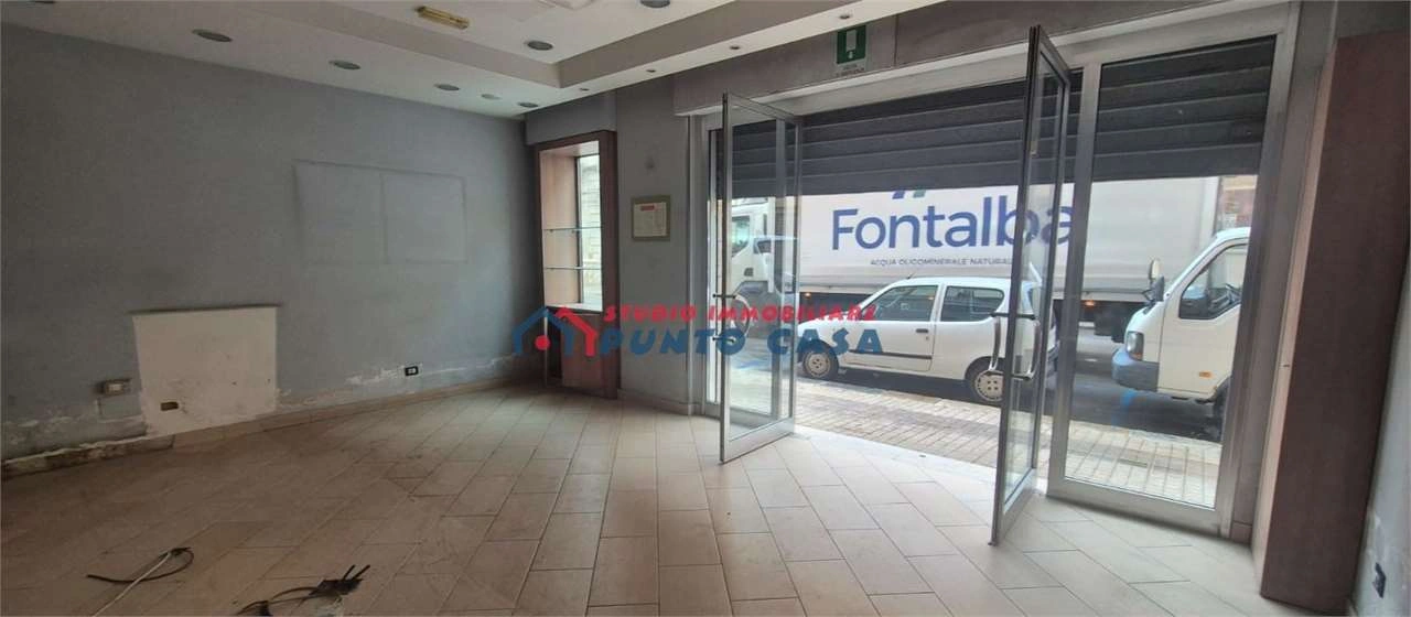 1 - vente commerce trapani sicile italie