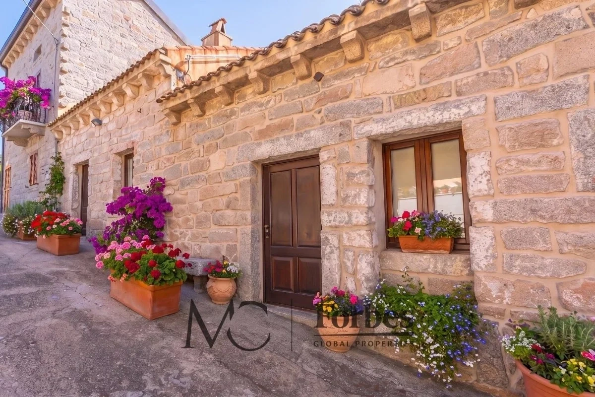 1 - house for sale in luras sardinia italy