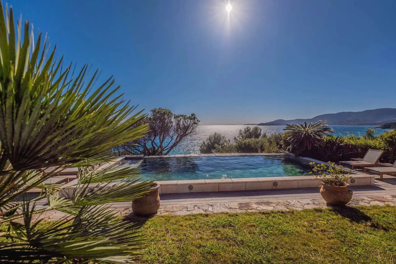 2 - affitto vacanze casa fronte mare la croix-valmer var francia