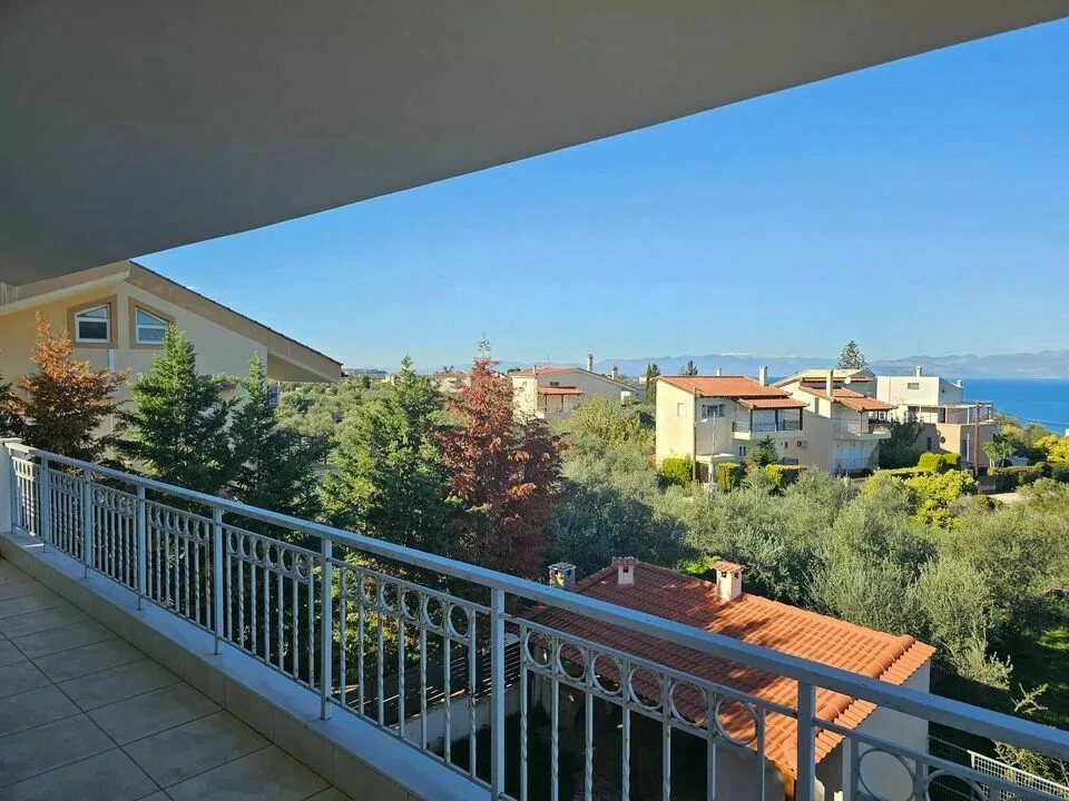 2 - vente appartement vue mer melíssi péloponnèse grèce