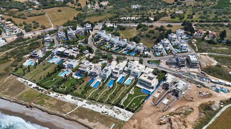 2 - venta villa frente al mar paphos pafos chipre