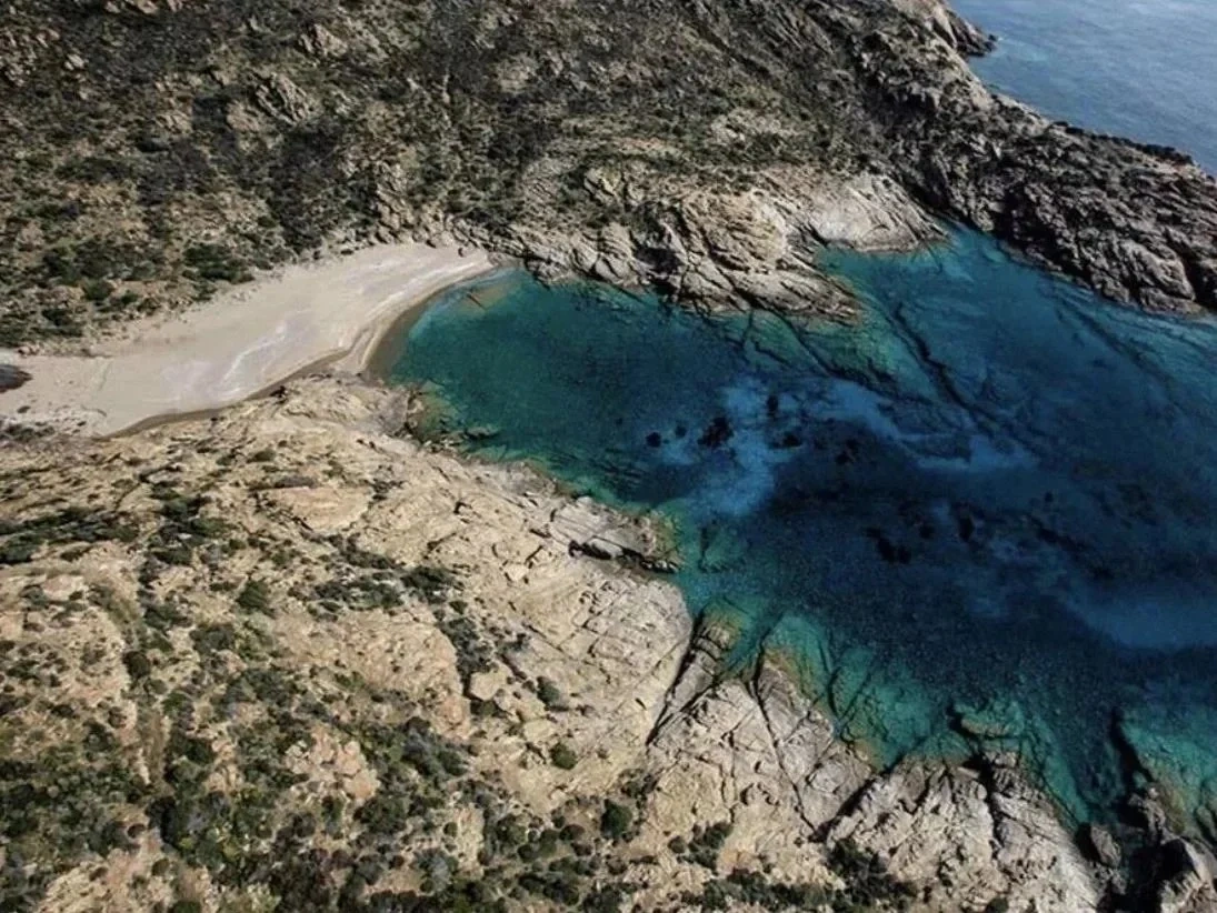 1 - vente terrain pieds dans l'eau ios - cyclades egée méridionale grèce