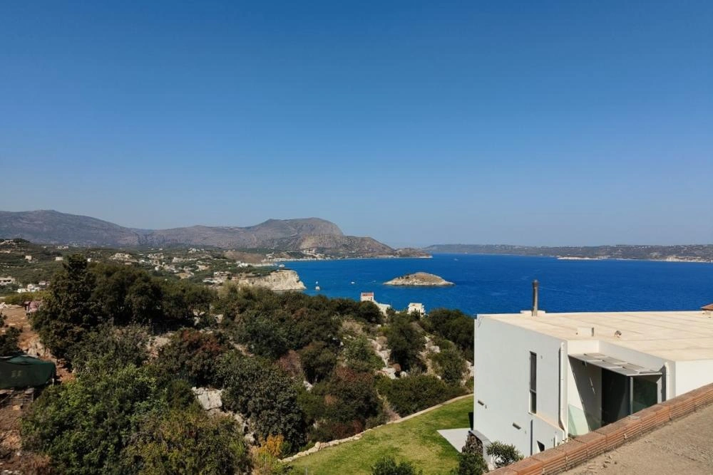 1 - sea view house for sale in pláka crete greece