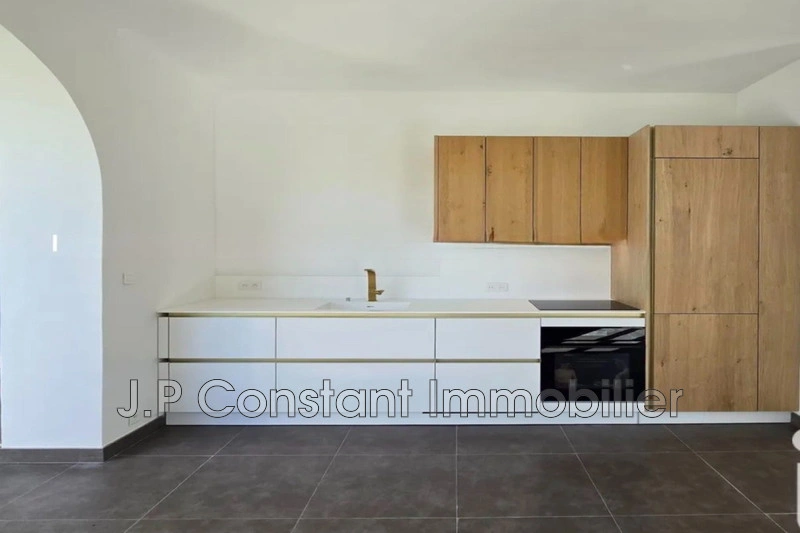 2 - sea view apartment for sale in saint-cyr-sur-mer var france