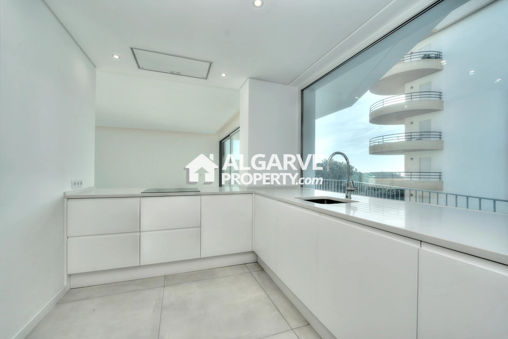 2 - apartment for sale in vilamoura algarve portugal