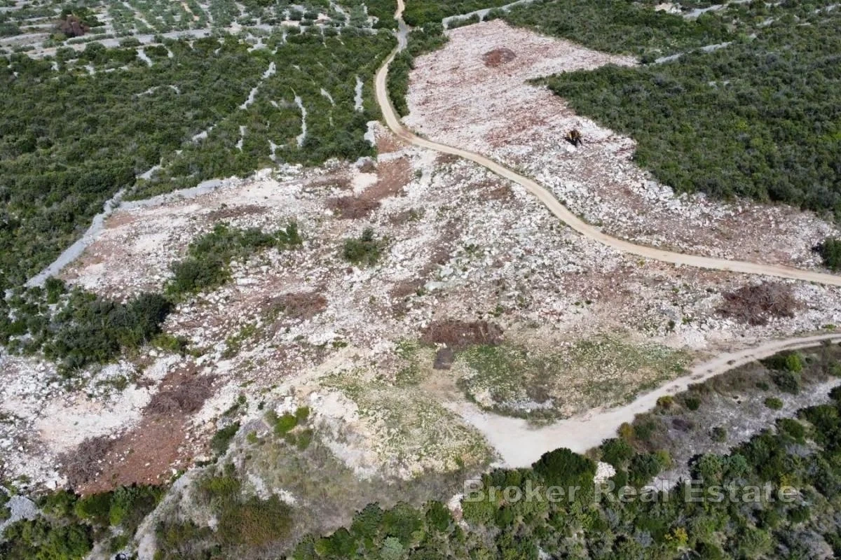 2 - vendita terreno spiaggia a piedi solta spalatino-dalmata croazia
