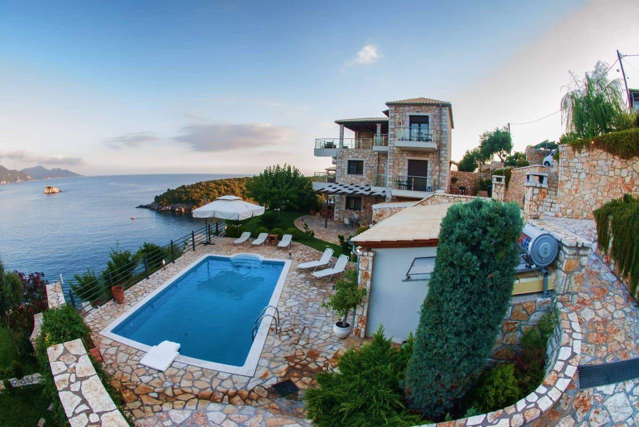 1 - vendita proprietà vista mare sivota epiro grecia