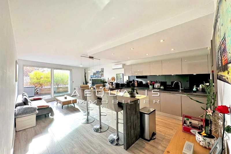 2 - apartment for sale in six fours les plages var france