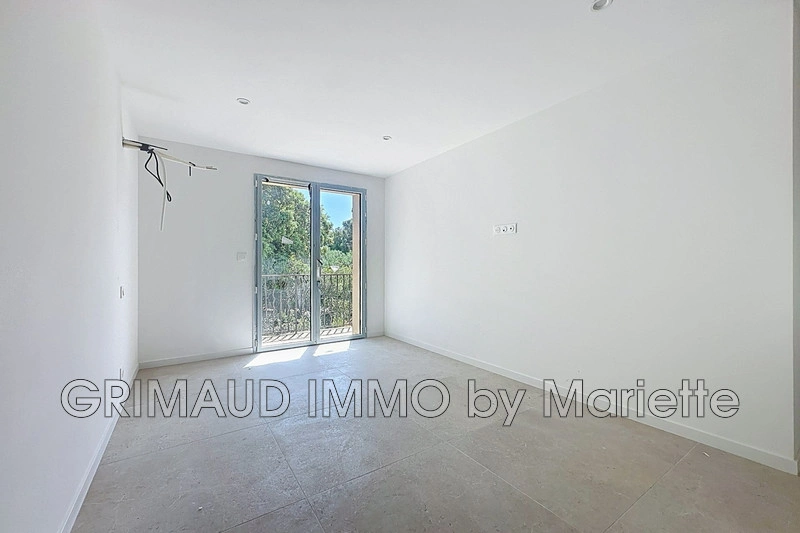 2 - vente appartement plage à pied grimaud var france