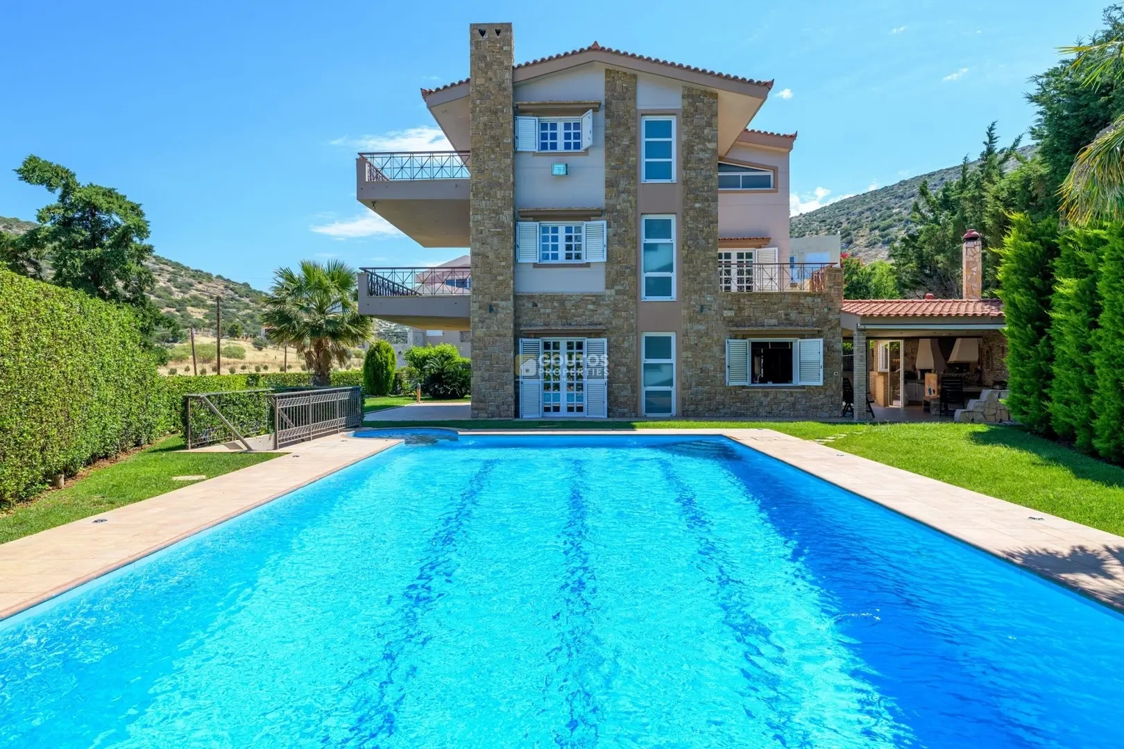2 - venta casa vista al mar saronida ática grecia