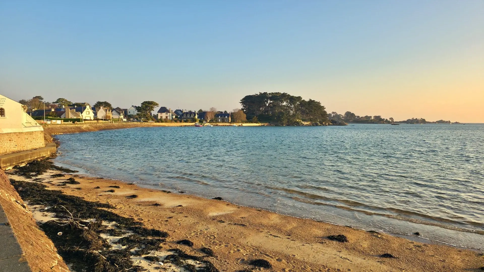 2 - vente appartement vue mer trégastel côtes-d'armor - bretagne france