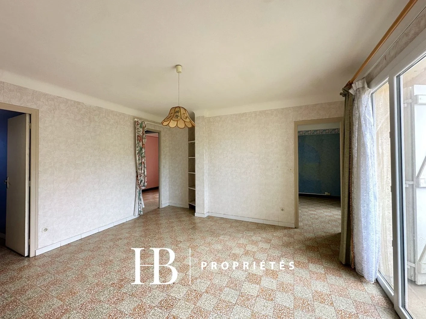 2 - vente appartement six fours les plages var france