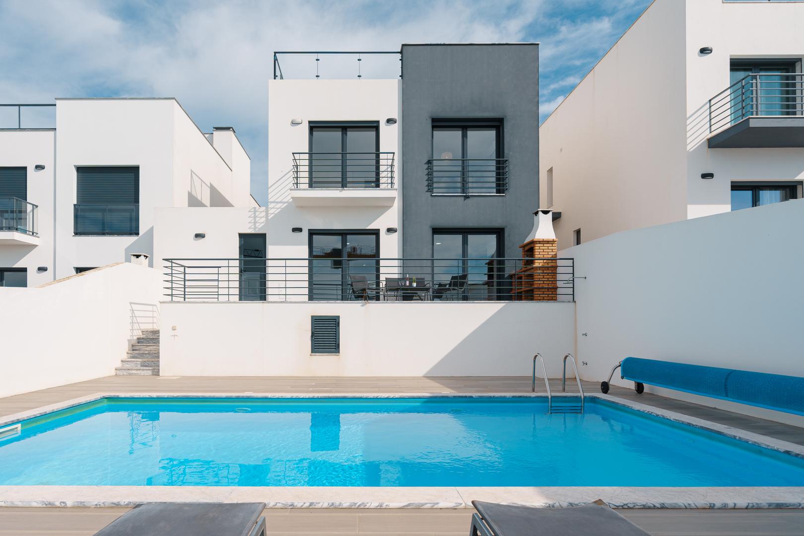 1 - sea view villa for vacation rentals in lourinhã centro region portugal