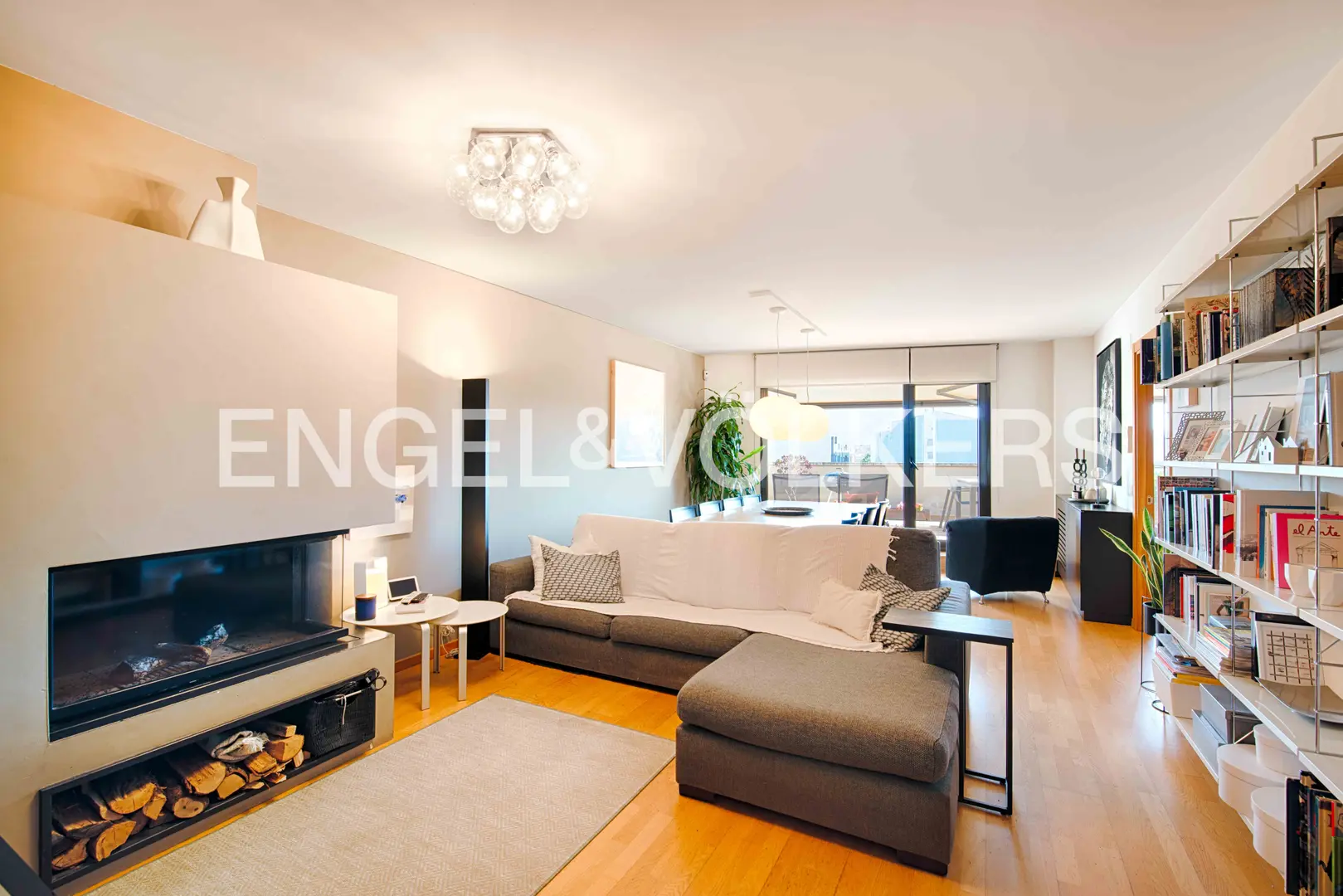 Apartamento con terraza