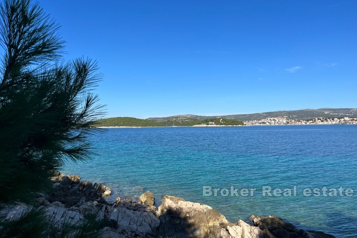 2 - venta terreno vista al mar rogoznica šibenik-knin croacia
