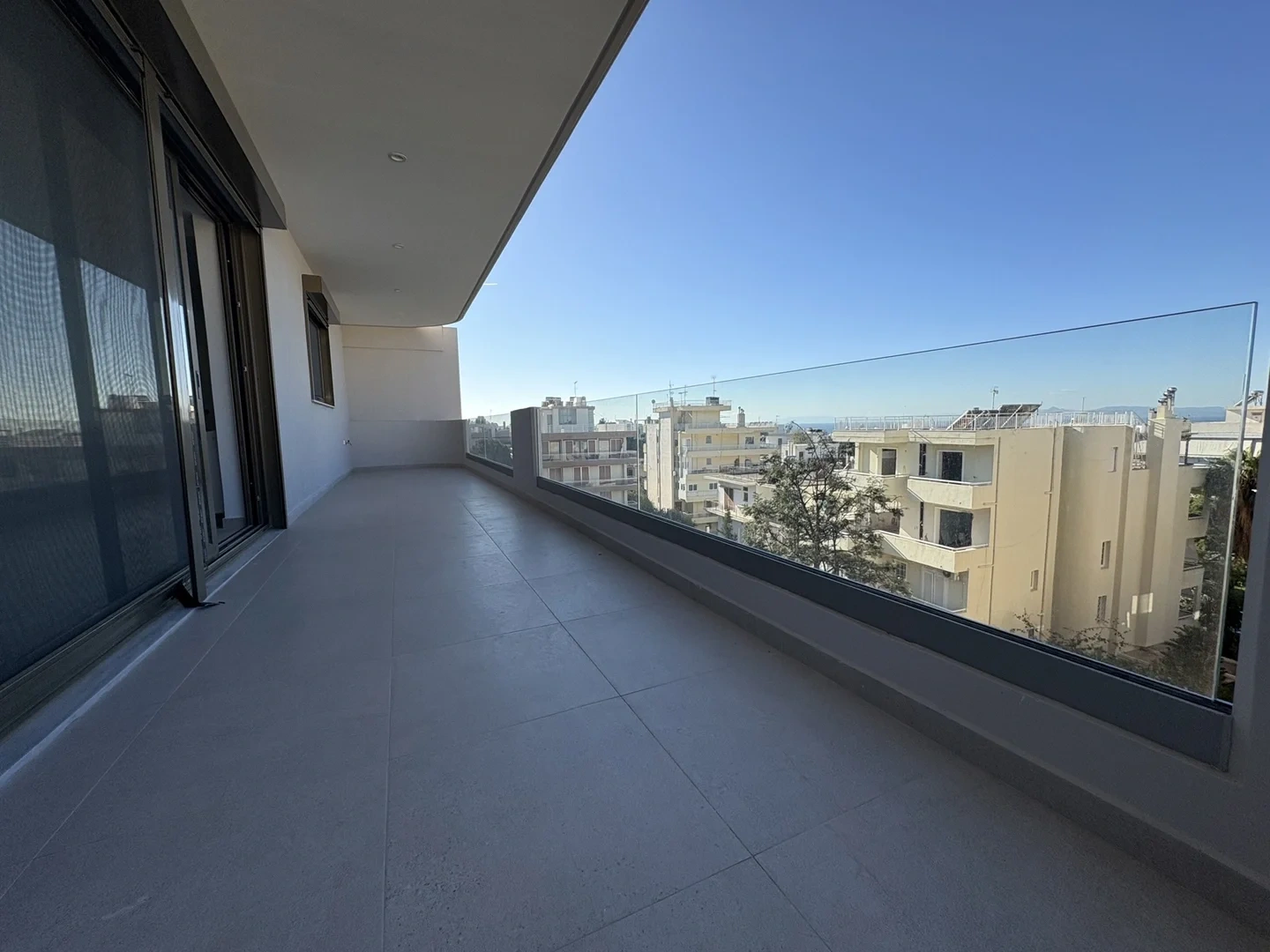 2 - venta apartamento vista al mar voula ática grecia
