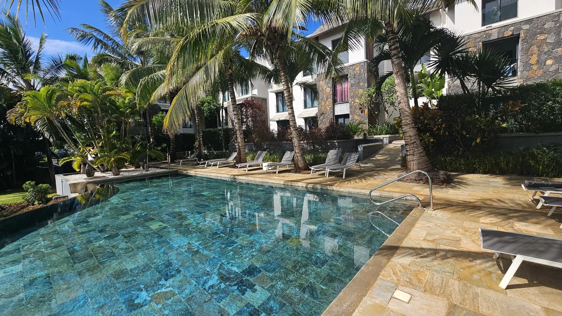 1 - sea view apartment for sale in haute rive rivière du rempart mauritius