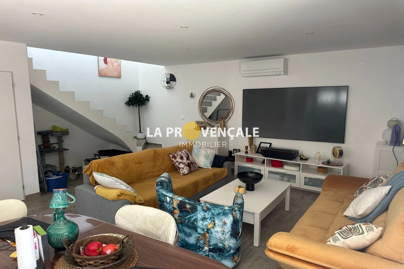 2 - house for sale in aubagne bouches-du-rhône france