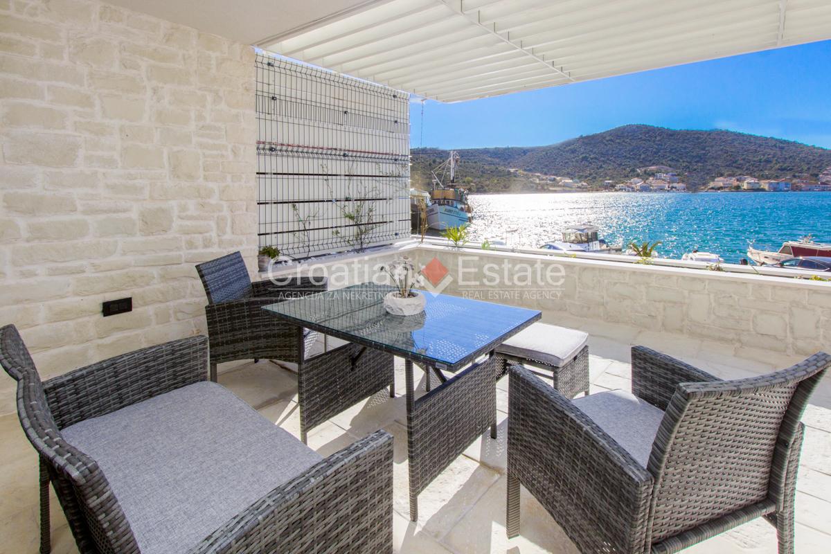 2 - venda casa frente ao mar marina split-dalmácia croácia
