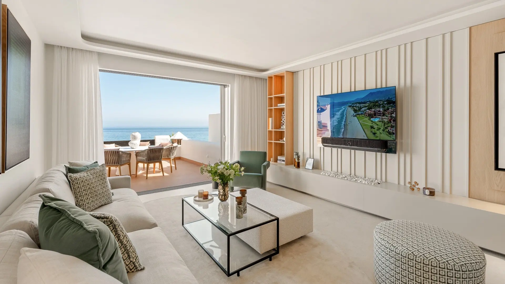2 - verkauf wohnung direkt am wasser estepona - costa del sol andalusien spanien