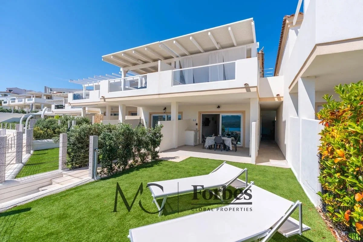 1 - verkoop appartement uitzicht op zee arzachena sardinia italië