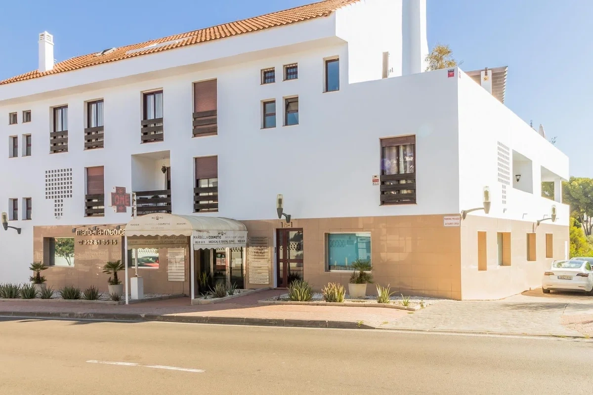 2 - vente commerce nueva andalucia andalousie espagne