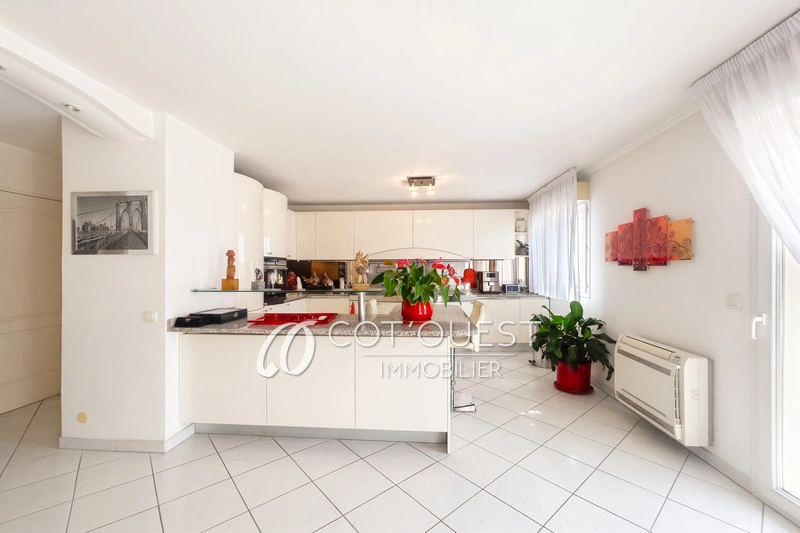 2 - sea view apartment for sale in nice alpes-maritimes france