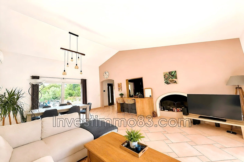 2 - venta casa pourrières var francia