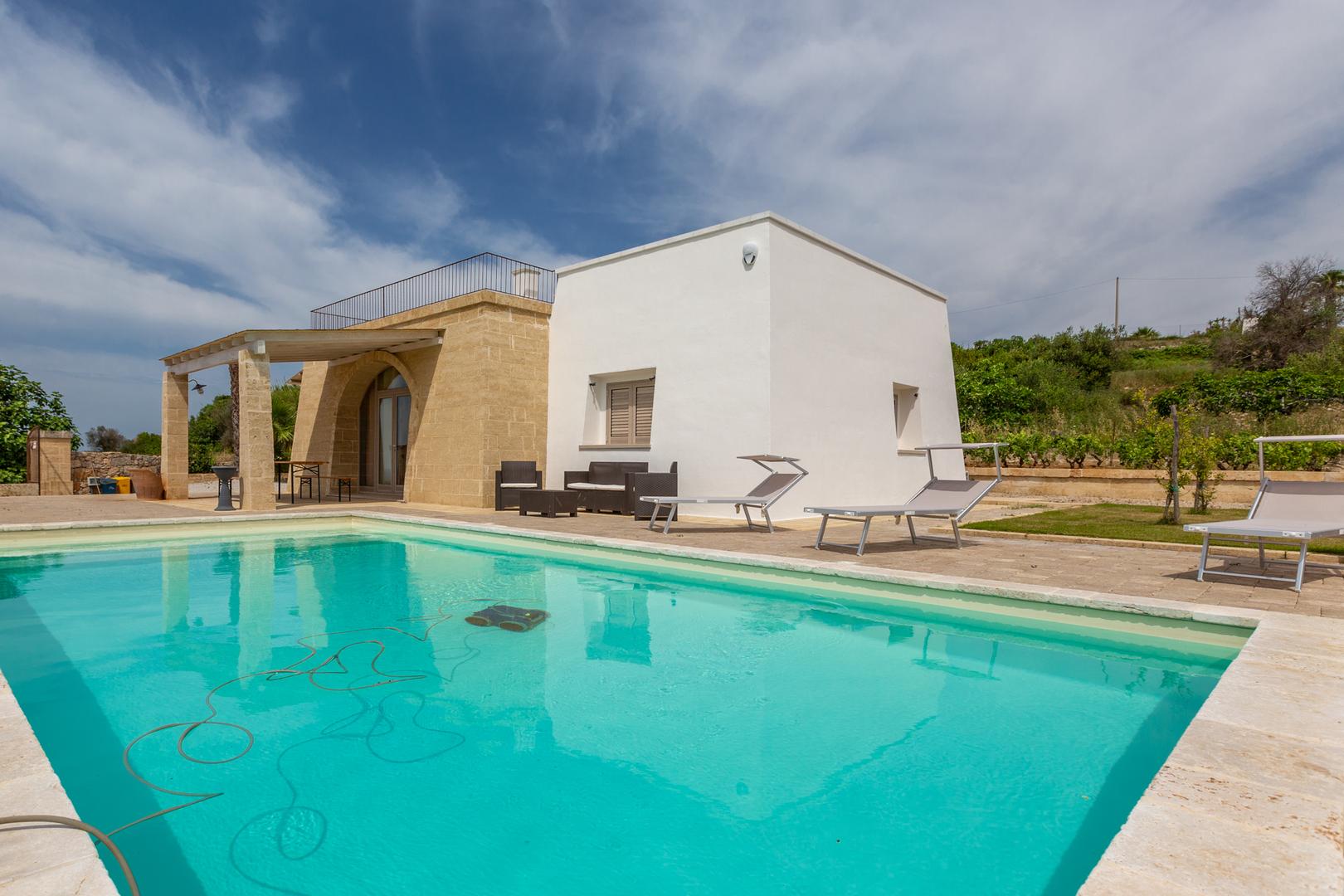 1 - verkoop huis uitzicht op zee salve apulia italië