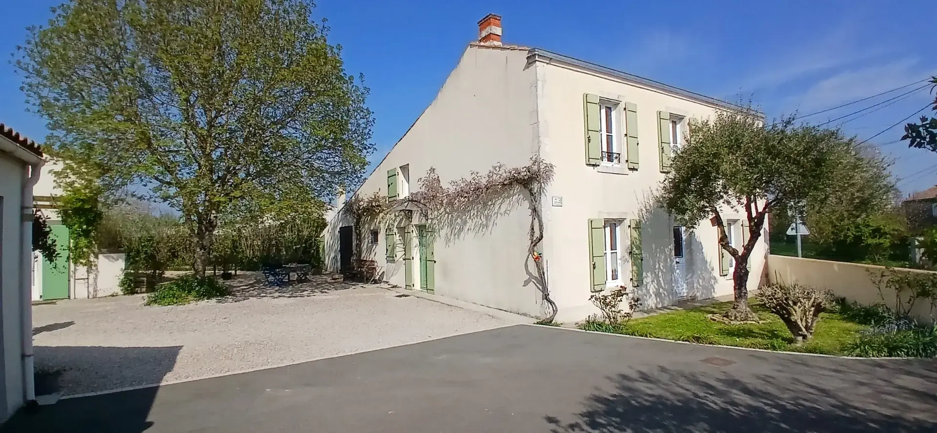 1 - vente maison yves charente-maritime france