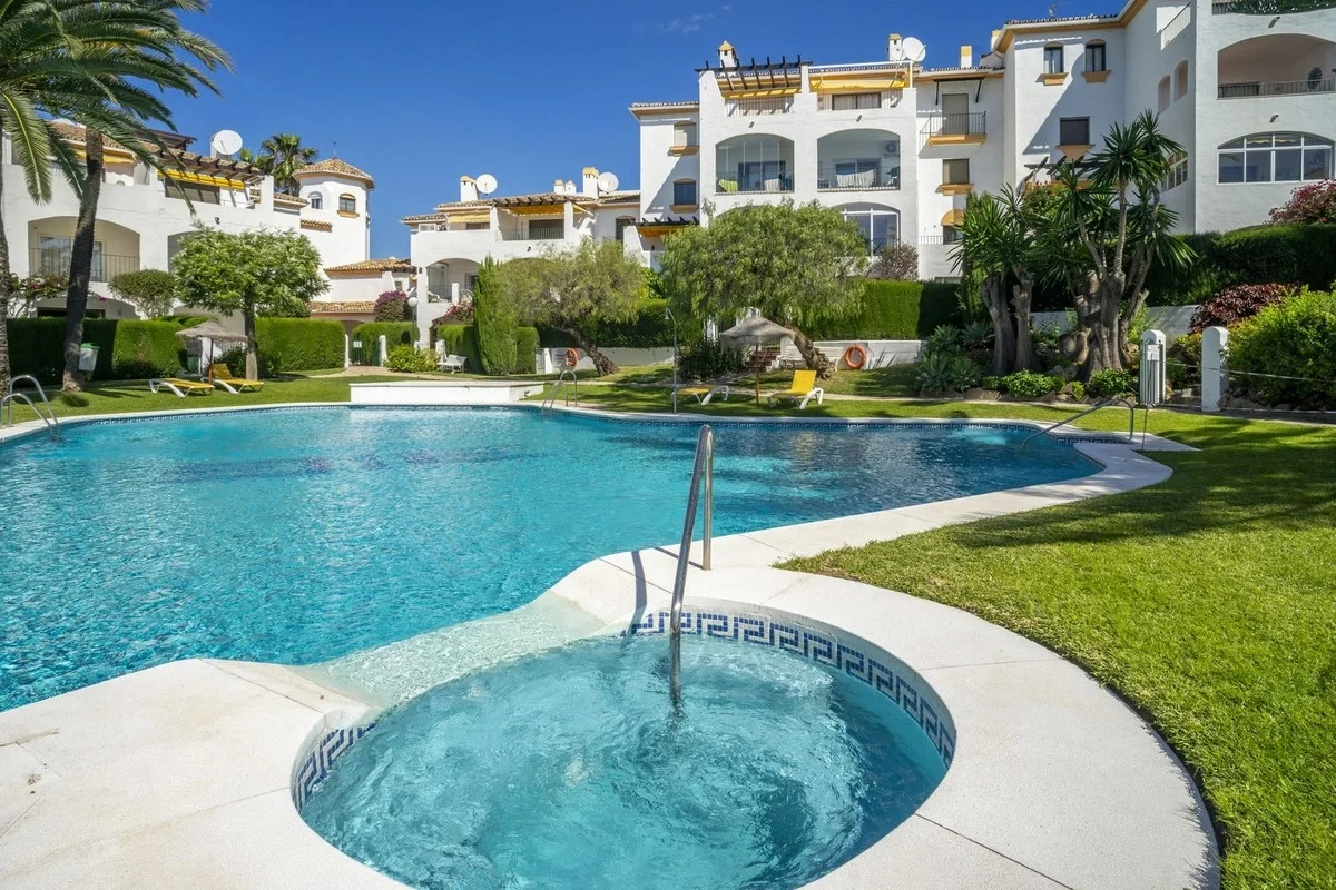 1 - venda apartamento nueva andalucia andaluzia espanha