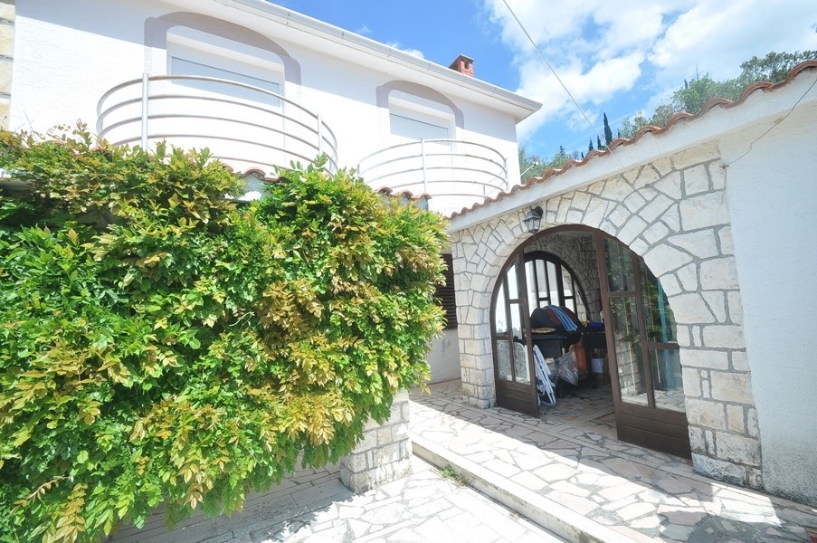 2 - venda casa vista de mar solta split-dalmácia croácia