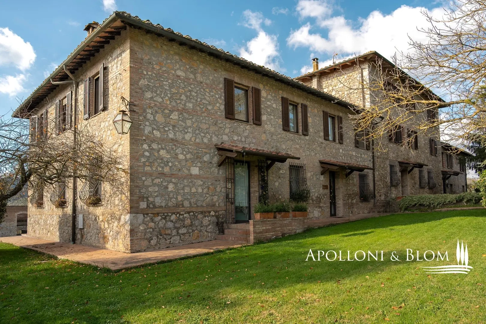 2 - estate for sale in sovicille tuscany italy