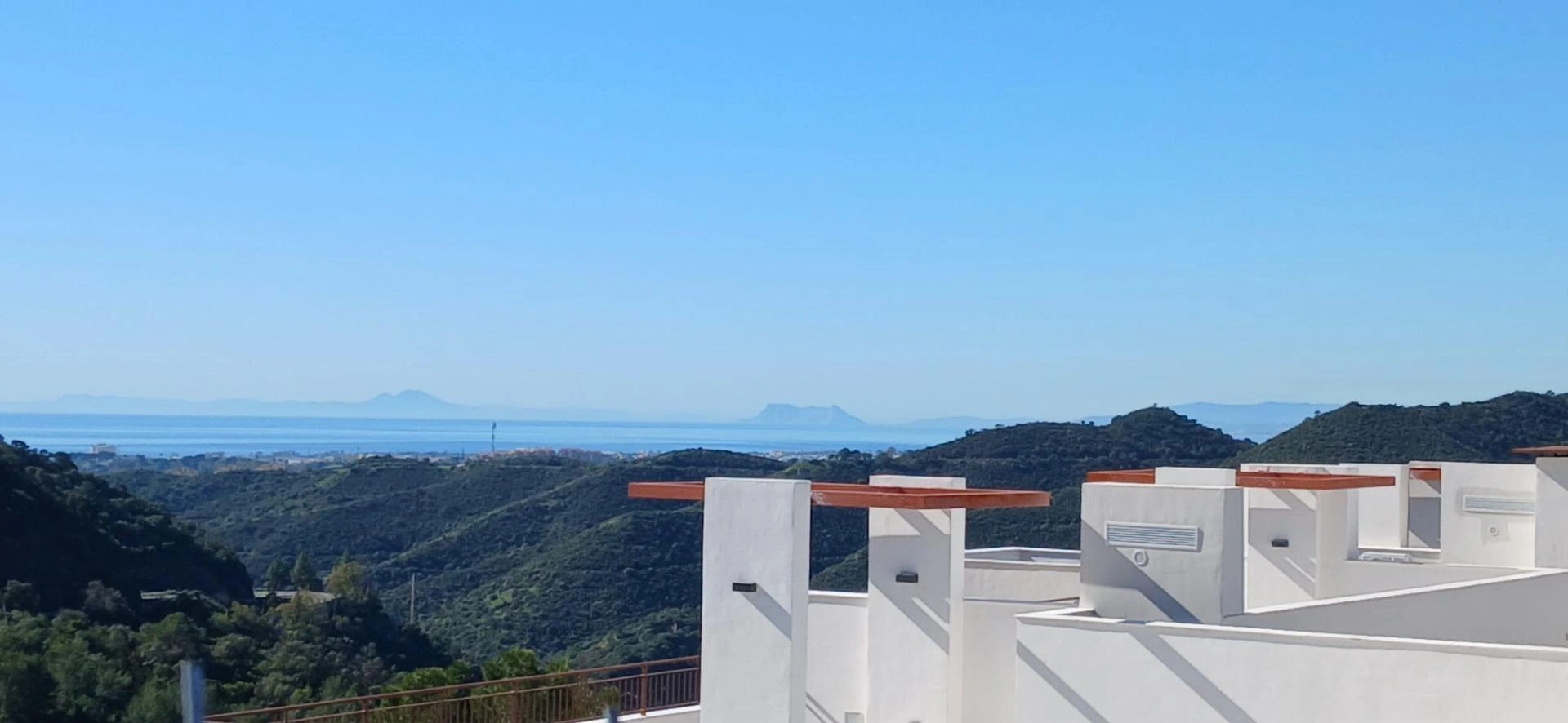 2 - venta apartamento vista al mar istan andalucía españa