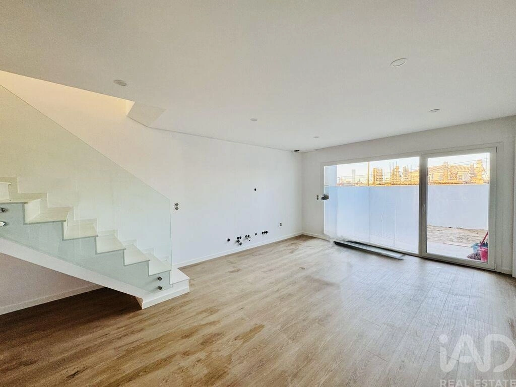 1 - venta casa fernão ferro región de lisboa portugal