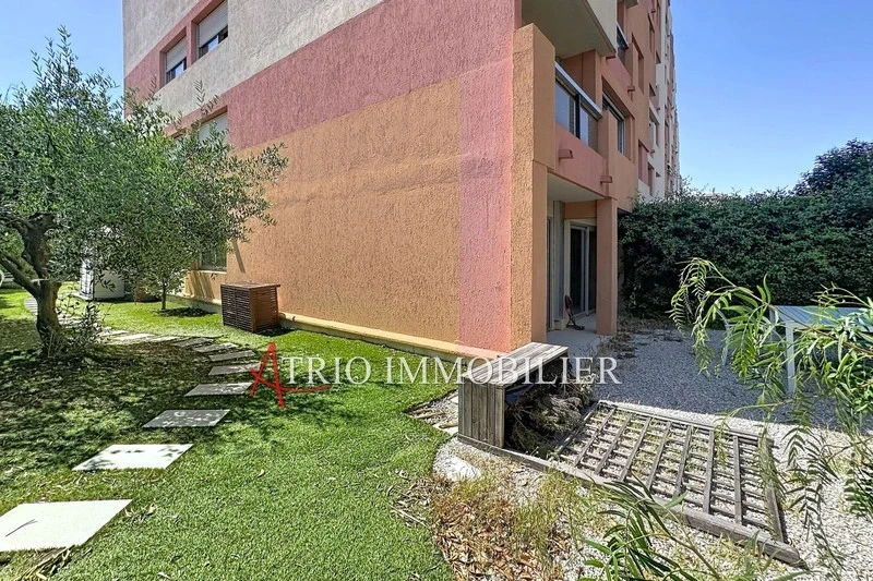 2 - beach walk apartment for sale in cagnes-sur-mer alpes-maritimes france