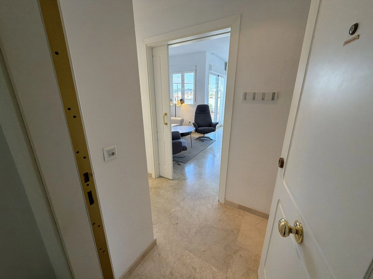 2 - verkoop appartement aan het water mijas andalusië spanje