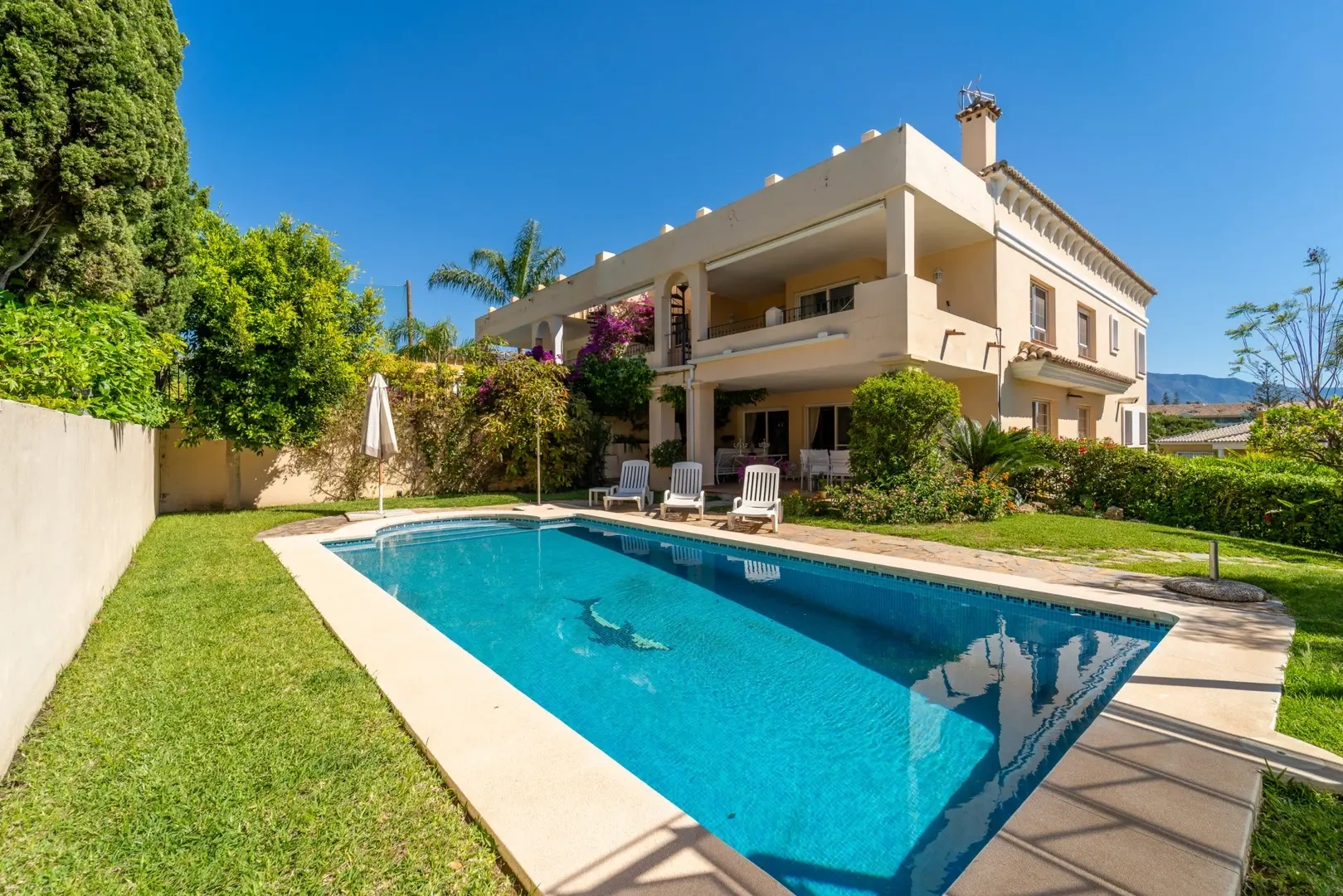 1 - house for sale in san pedro de alcántara andalusia spain