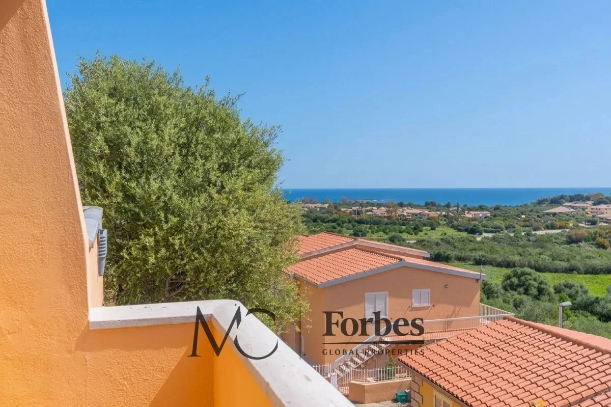 2 - verkoop villa uitzicht op zee budoni sardinia italië