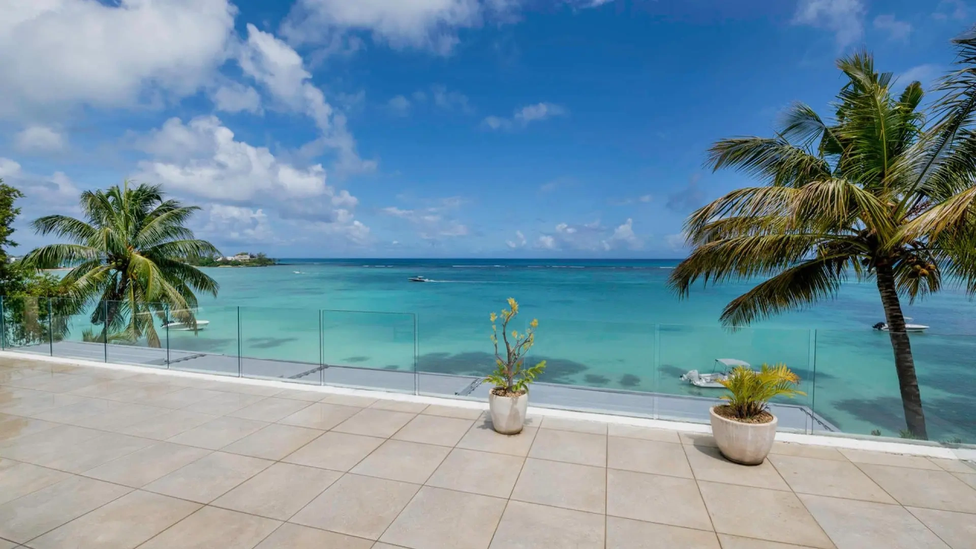 1 - vente appartement pieds dans l'eau pereybere rivière du rempart île maurice