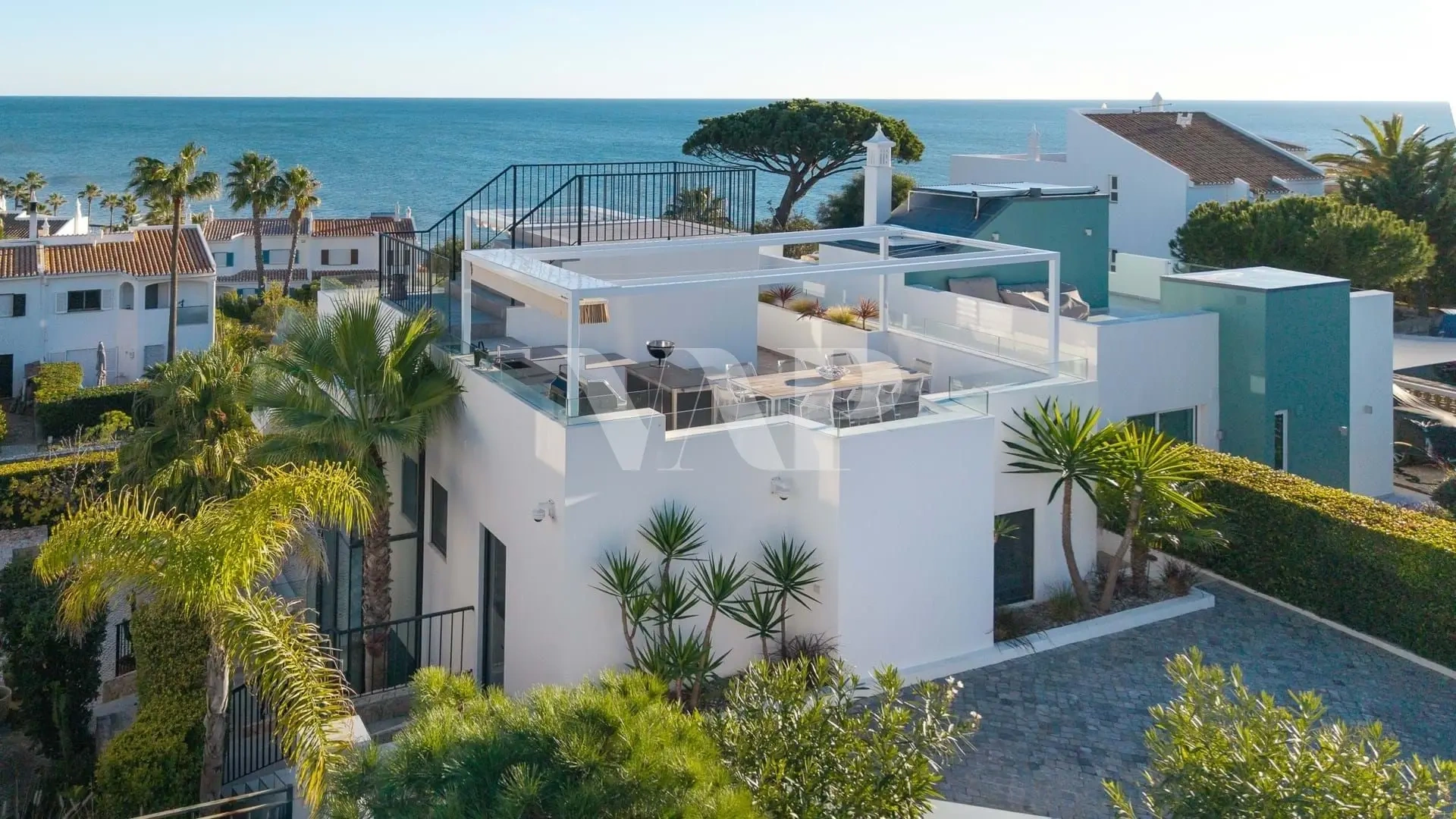 1 - verkauf haus direkt am wasser vale do lobo algarve portugal