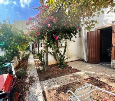 2 - venta comercio a pie de playa makry-gialos creta grecia