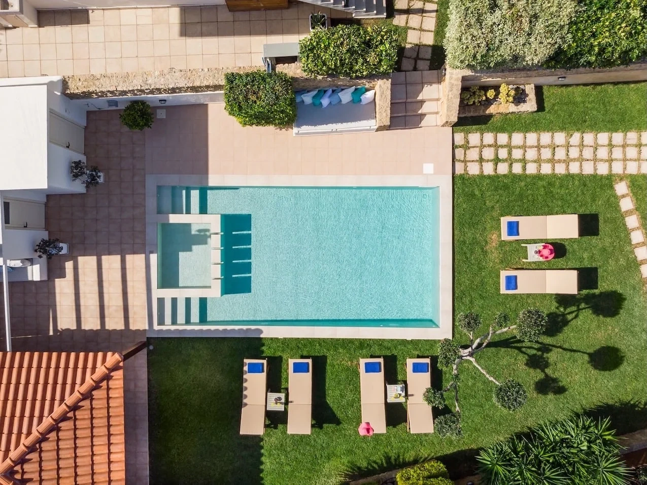 1 - vente maison vue mer afráta crète grèce