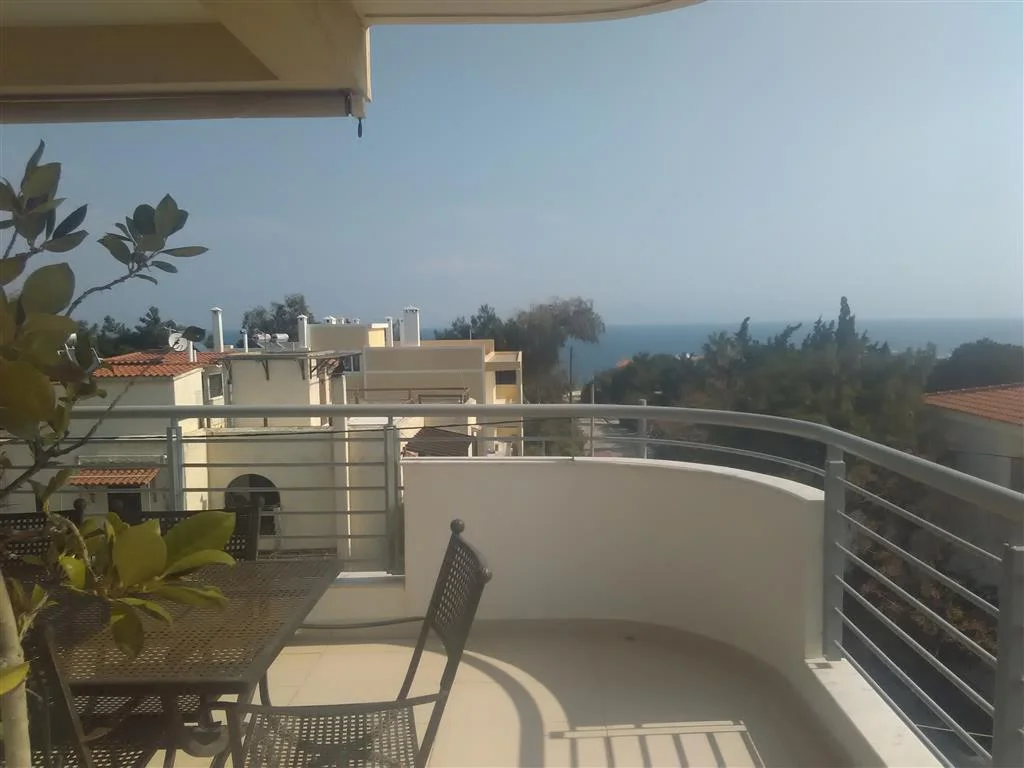 1 - venda apartamento a praia ao pé rafina ática grécia