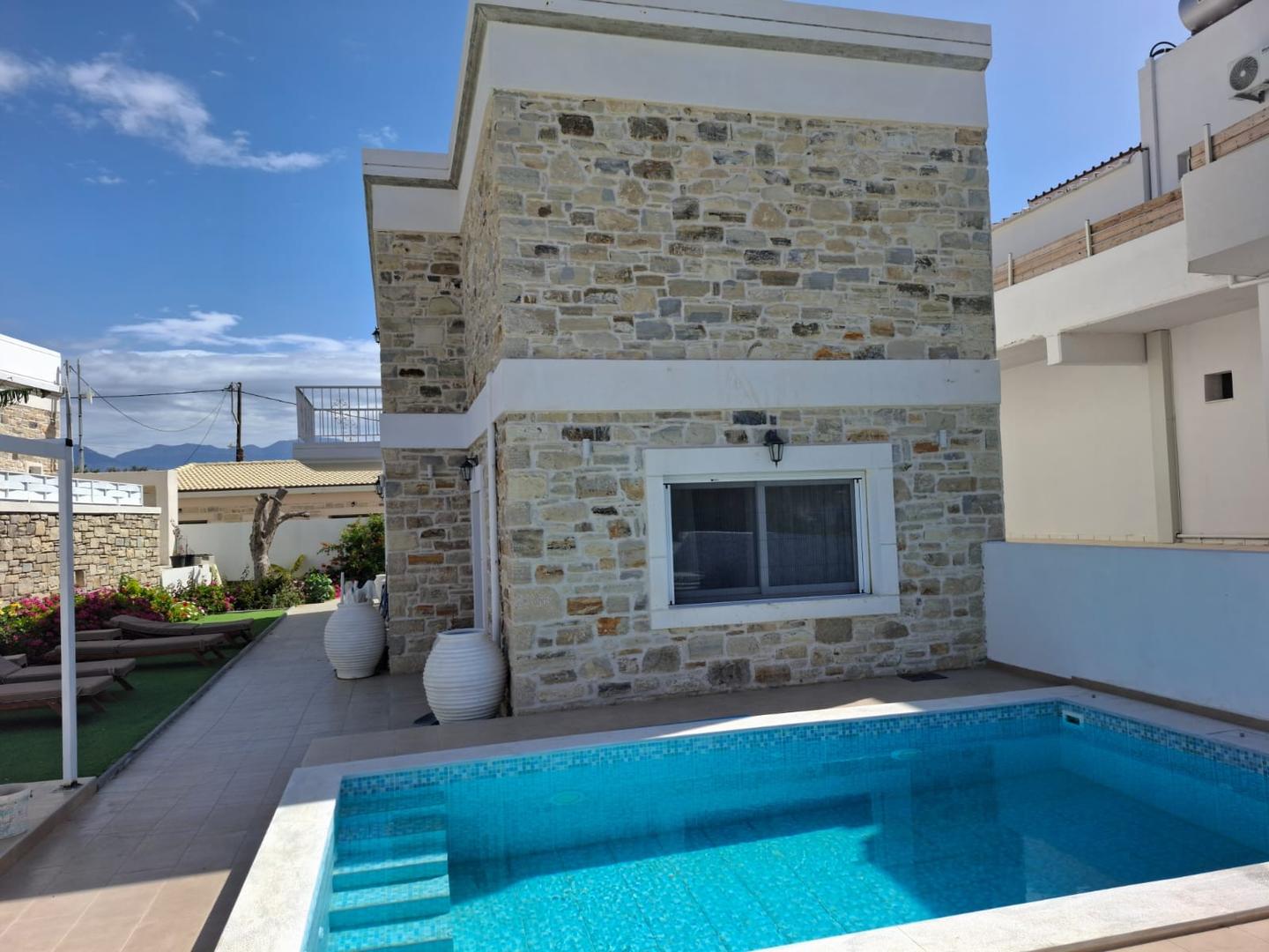 1 - beach walk house for sale in pitsídia crete greece